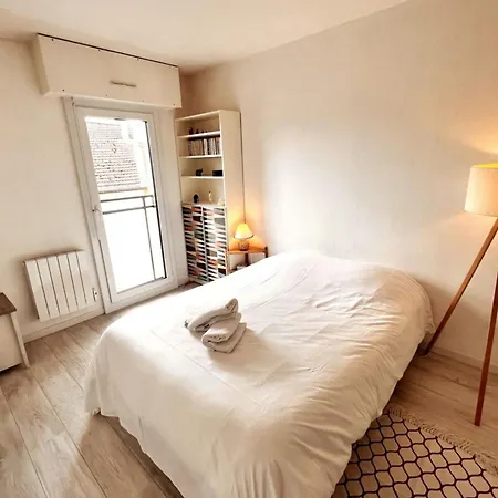 Superbe F2 Avec Garage Balcon